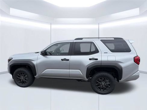 Used 2026 Toyota 4Runner SR5 AWD/4WD image 10