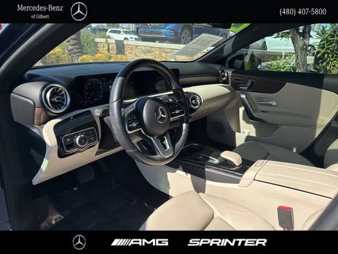 Used 2021 Mercedes-Benz A 220 image 9