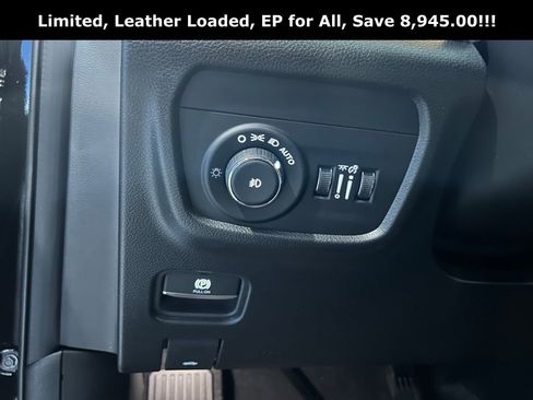 New 2025 Jeep Grand Cherokee L Limited w/ Luxury Tech Group II RWD image 20