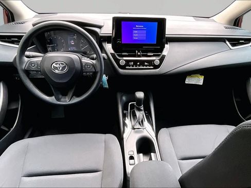 Used 2024 Toyota Corolla LE FWD image 16