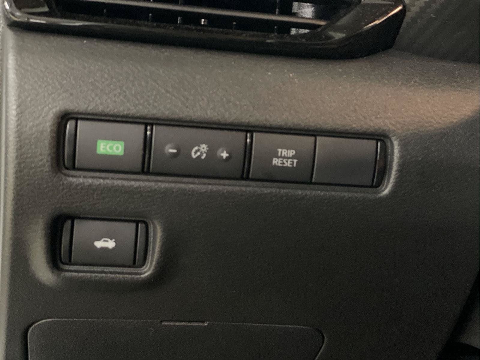 Used 2025 Nissan Sentra SV w/ Trunk Package FWD image 17
