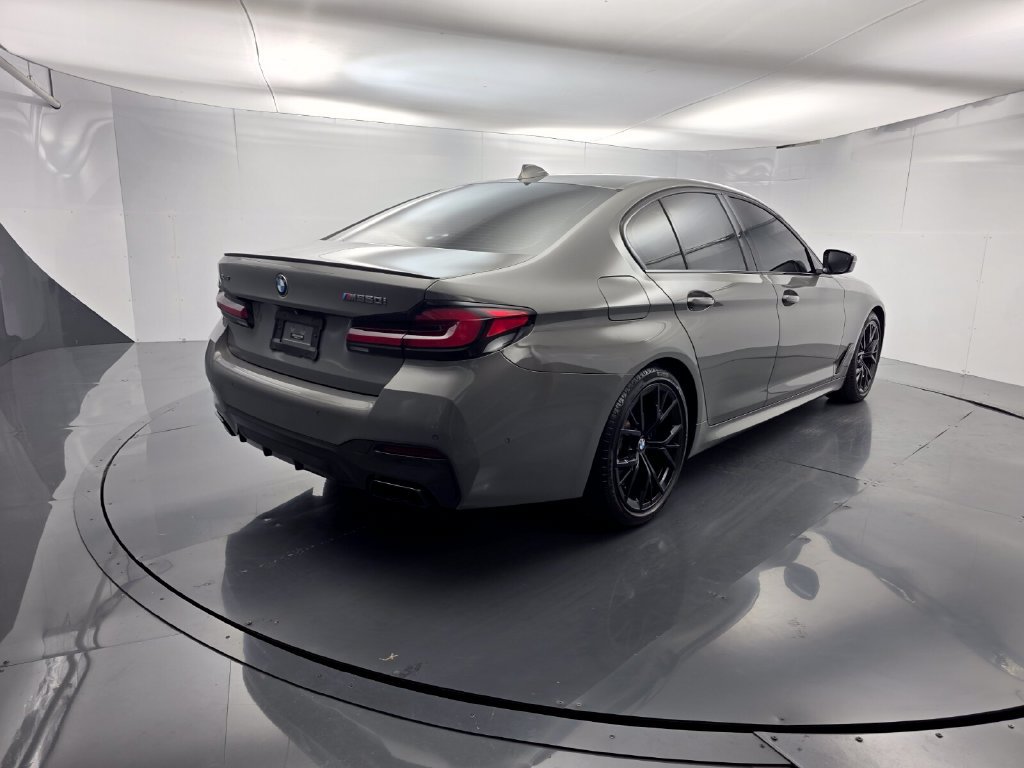 Used 2021 BMW M550i xDrive AWD/4WD image 6