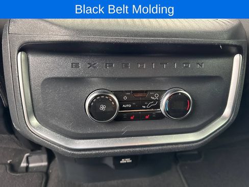 Used 2025 Ford Expedition Max Platinum w/ Stealth Appearance Package AWD/4WD image 18