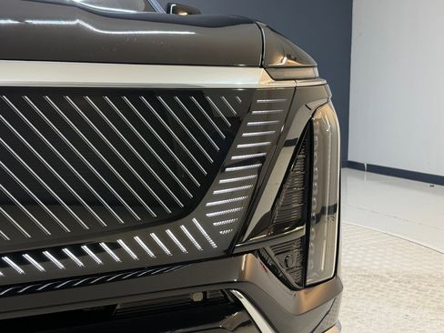 New 2026 Cadillac Vistiq Premium Luxury AWD/4WD image 22