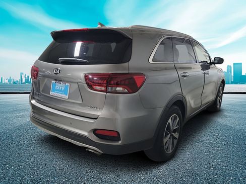 Used 2019 Kia Sorento EX image 5