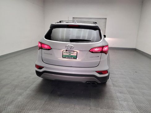 Used 2018 Hyundai Santa Fe Sport 2.0T FWD image 7
