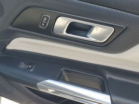 Used 2024 Ford Mustang GT Premium image 45