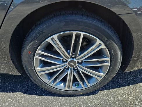 Used 2018 Genesis G80 3.8 w/ Option Group 02 AWD/4WD image 16