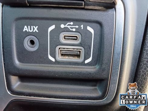 Used 2026 Jeep Gladiator Mojave AWD/4WD image 6