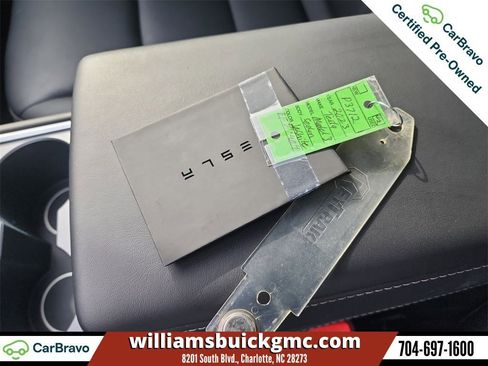 Used 2023 Tesla Model 3 Performance image 33