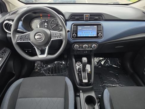 Used 2023 Nissan Versa SV FWD image 8