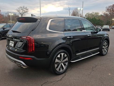 Certified 2022 Kia Telluride S image 6