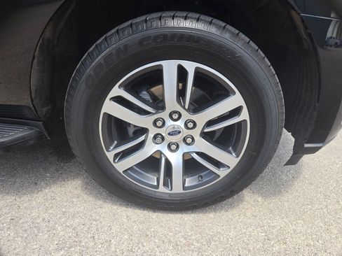 Used 2024 Ford Expedition Max XLT RWD image 30
