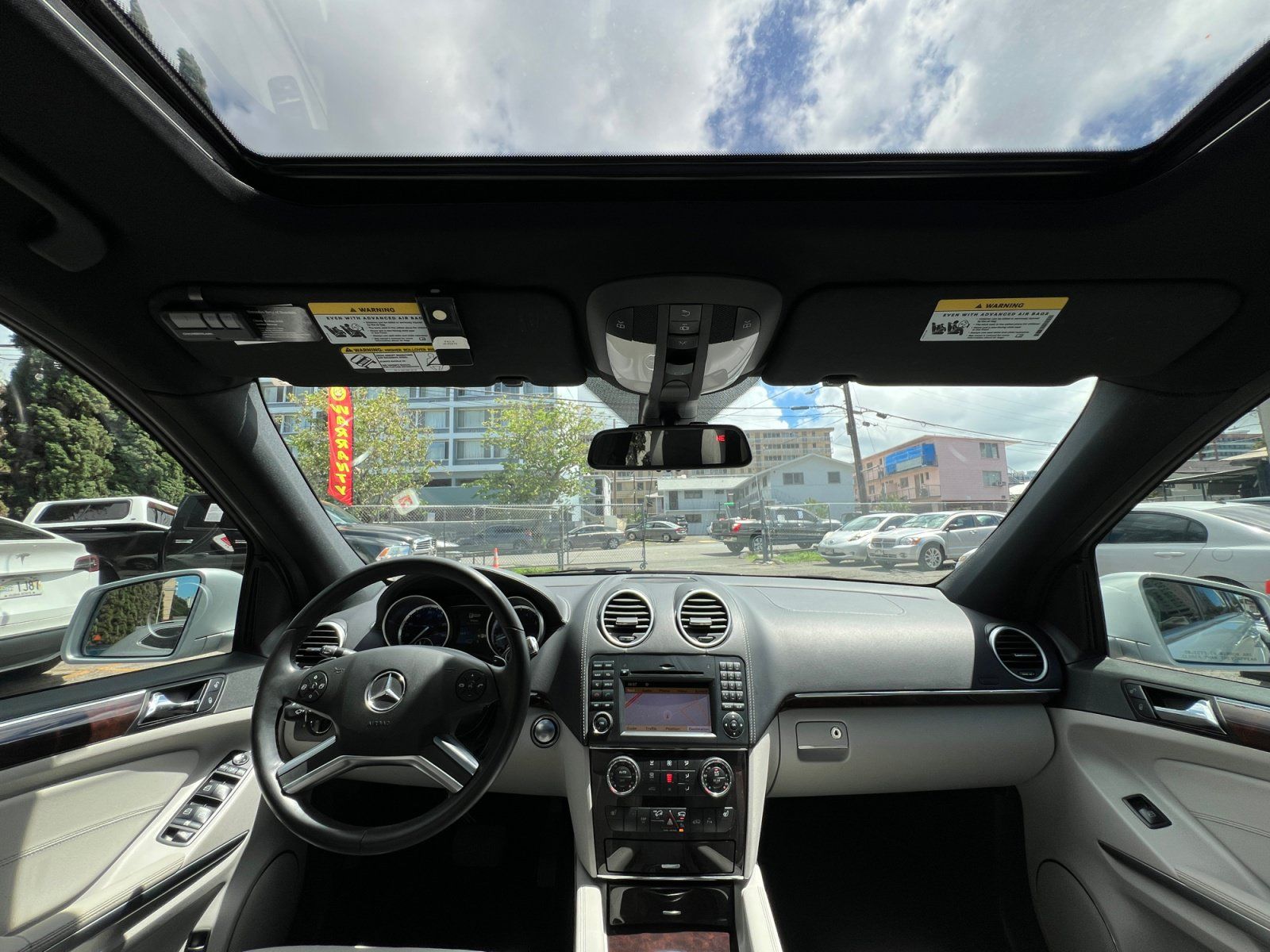 Used 2011 Mercedes-Benz GL 450 4MATIC image 16