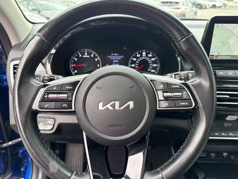 Used 2022 Kia Seltos EX AWD/4WD image 13