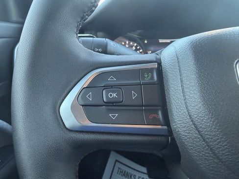 Used 2024 Jeep Compass Latitude w/ Sun and Sound Group image 16