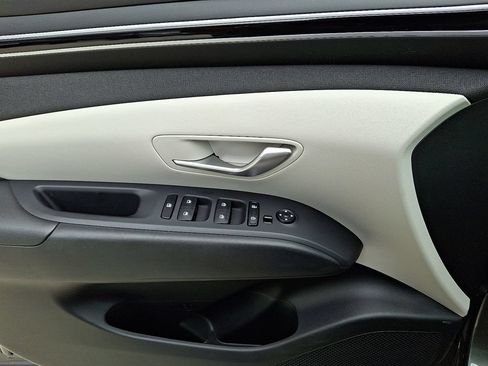 Used 2023 Hyundai Tucson SEL w/ Convenience Package AWD/4WD image 11