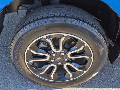 Used 2022 Ford Maverick Lariat w/ Lariat Luxury Package image 10