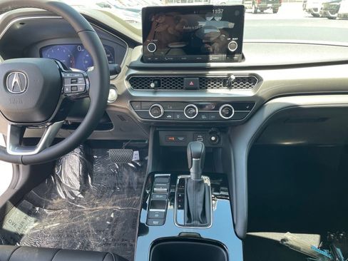 Used 2025 Acura Integra image 16