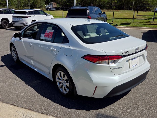 New 2026 Toyota Corolla LE FWD image 10
