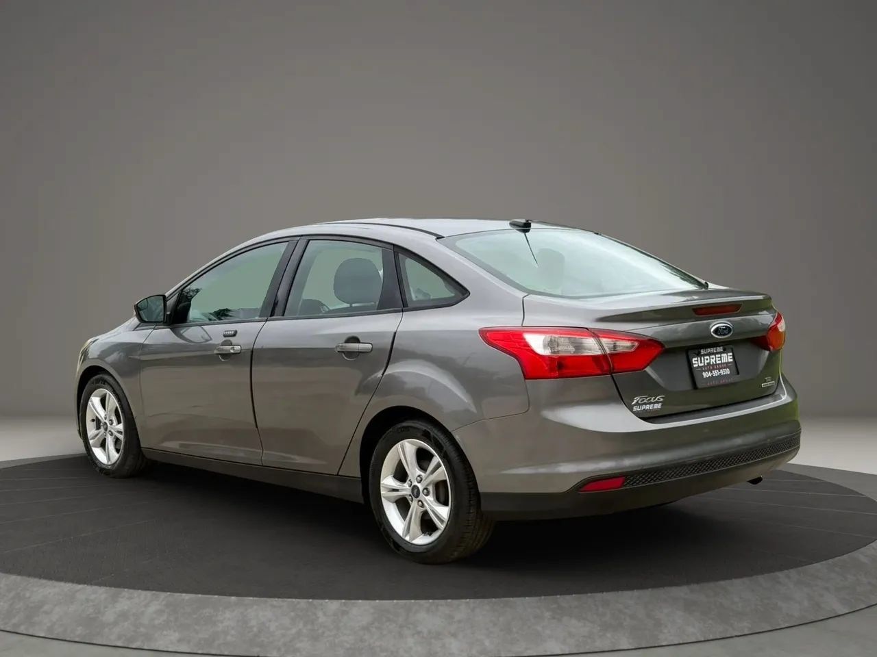 Used 2014 Ford Focus SE FWD image 5