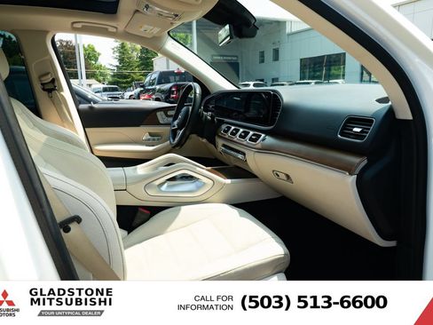 Used 2021 Mercedes-Benz GLE 450 4MATIC w/ AMG Line Exterior image 28