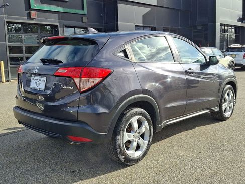 Used 2016 Honda HR-V LX image 6
