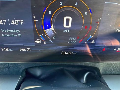 Certified 2025 Chevrolet Traverse LT image 30