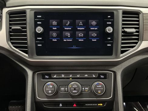 Used 2021 Volkswagen Atlas SE image 8