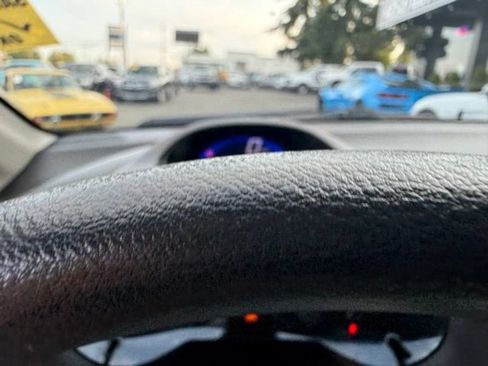 Used 2013 Honda Insight image 20