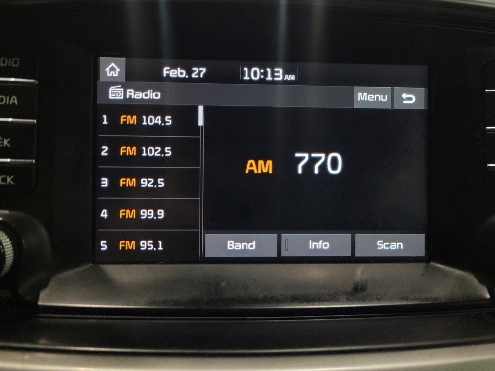 Used 2020 Kia Sorento LX FWD image 25