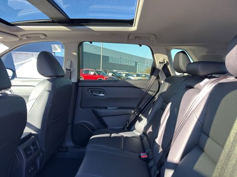 New 2026 Nissan Rogue SV w/ SV Premium Package image 32