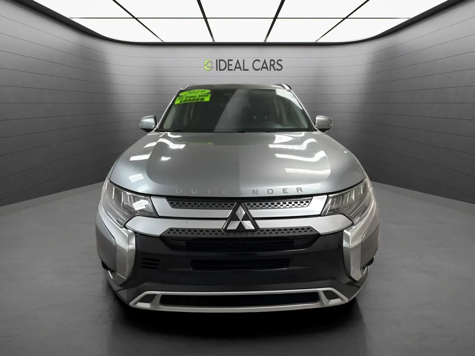 Used 2019 Mitsubishi Outlander SEL AWD/4WD image 2
