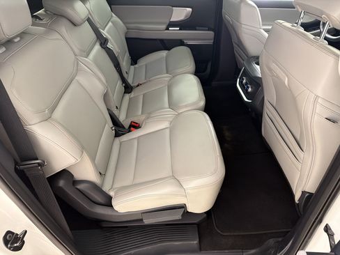 Certified 2025 Ford Expedition Max Active AWD/4WD image 30