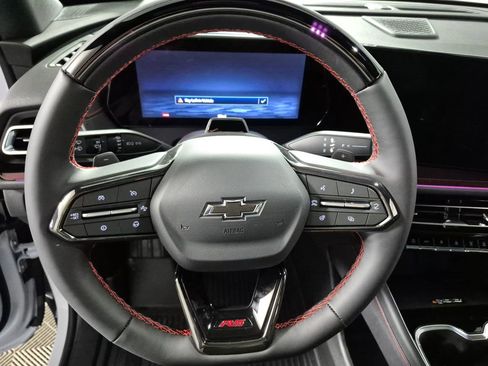 New 2026 Chevrolet Traverse RS w/ LPO, Floor Liner Package image 11