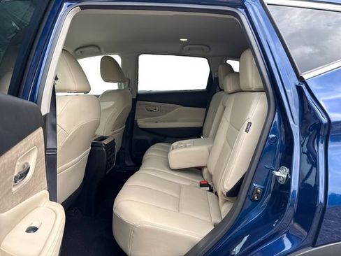 Used 2022 Nissan Murano SL AWD/4WD image 11