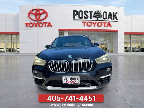 Used 2019 BMW X1 sDrive28i w/ Convenience Package FWD image 2