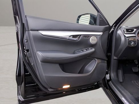 Used 2021 INFINITI QX50 Sensory image 26