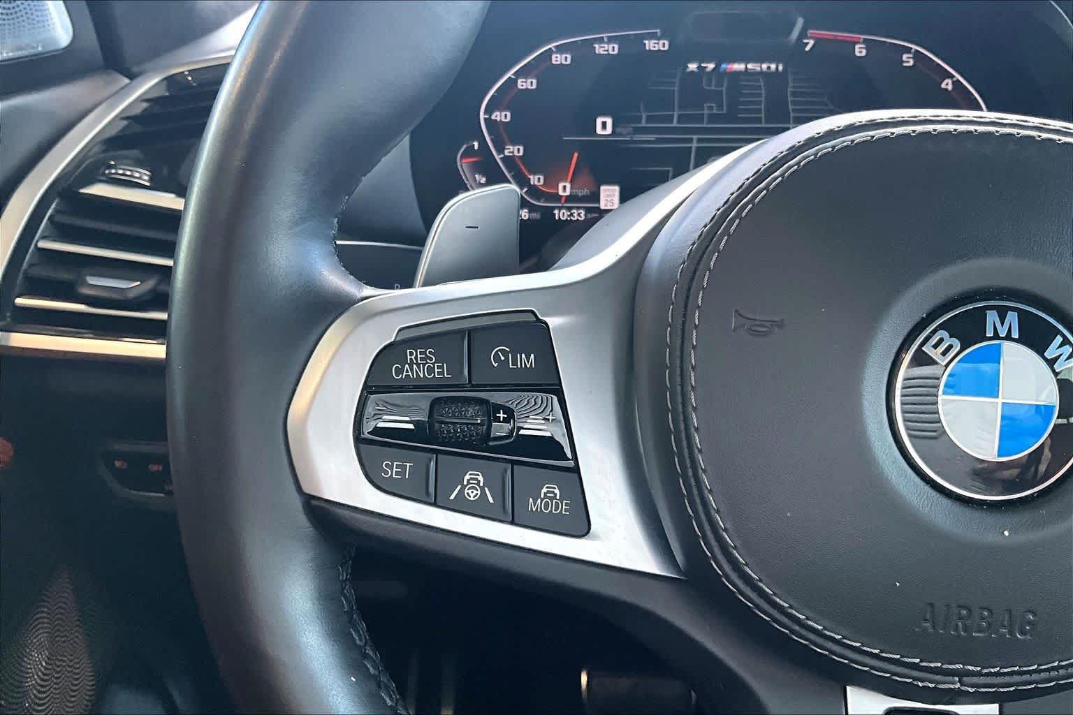 Used 2022 BMW X7 M50i AWD/4WD image 16