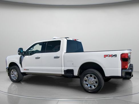 New 2026 Ford F250 King Ranch w/ Chrome Package image 18