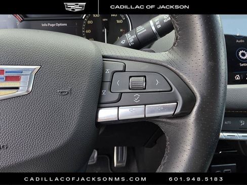 Certified 2023 Cadillac XT4 Sport FWD image 27