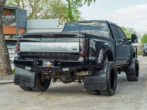 Used 2019 Ford F350 Platinum w/ Platinum Ultimate Package image 6