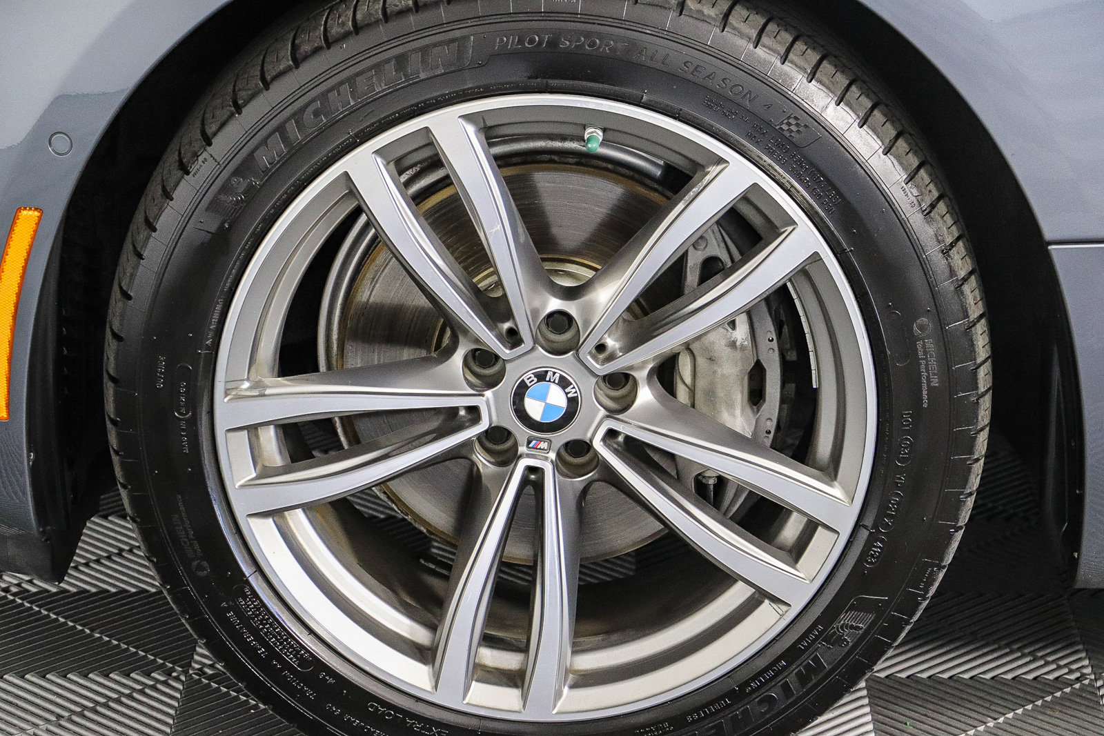 Used 2018 BMW 640i Gran Turismo xDrive AWD/4WD image 11
