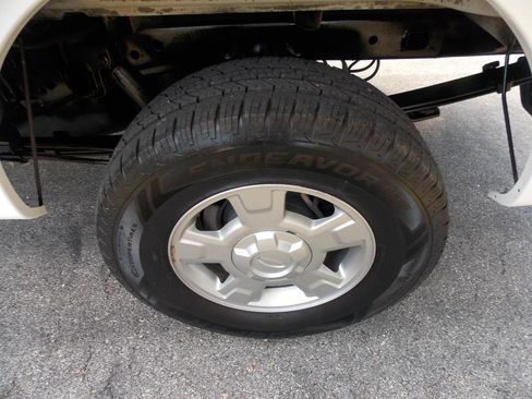 Used 2013 Ford F150 XLT w/ Mid Equipment Group image 20