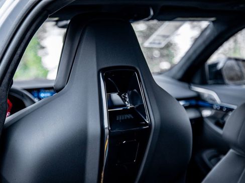 New 2026 BMW M5 w/ Executive Package AWD/4WD image 25
