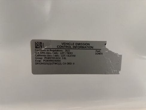 Used 2023 Chevrolet Traverse High Country image 43