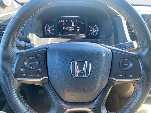 Certified 2023 Honda Passport TrailSport image 12