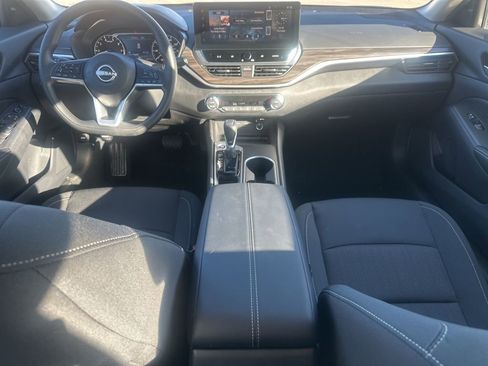 New 2025 Nissan Altima 2.5 SV w/ SV Special Edition Package image 9
