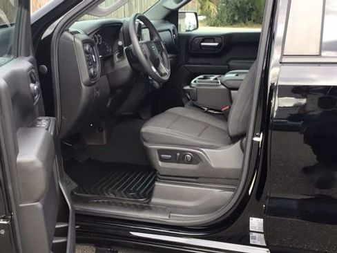 Used 2022 Chevrolet Silverado 1500 Custom Trail Boss w/ Safety Confidence Package image 14