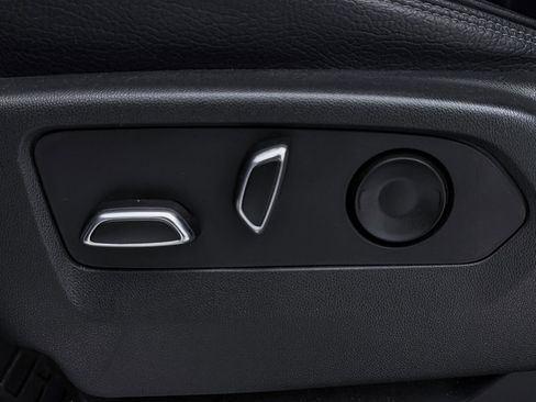 Used 2022 GMC Sierra 1500 Denali w/ Denali Reserve Package image 21